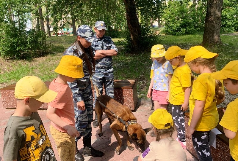 «Поезд безопасности» прибыл в «Центр детского творчества» города Краснокамска