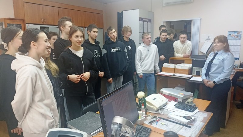 В Краснокамске полицейские и общественники провели квест для студентов политехнического техникума