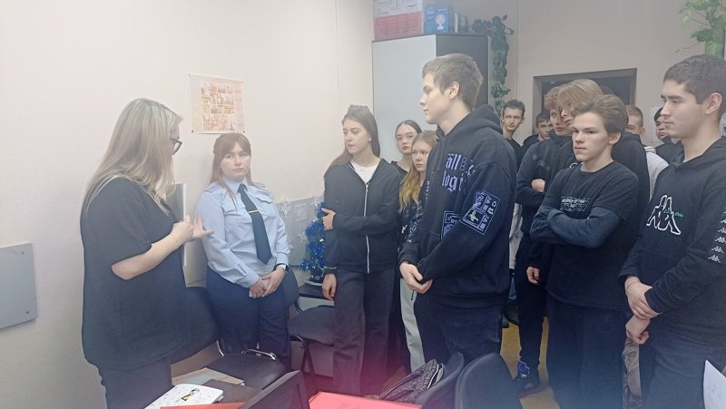 В Краснокамске полицейские и общественники провели квест для студентов политехнического техникума